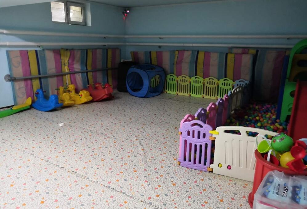 內蒙古烏蘭浩特市鐵西街親子幼兒園 內蒙古烏蘭浩特市鐵西街親子幼兒園